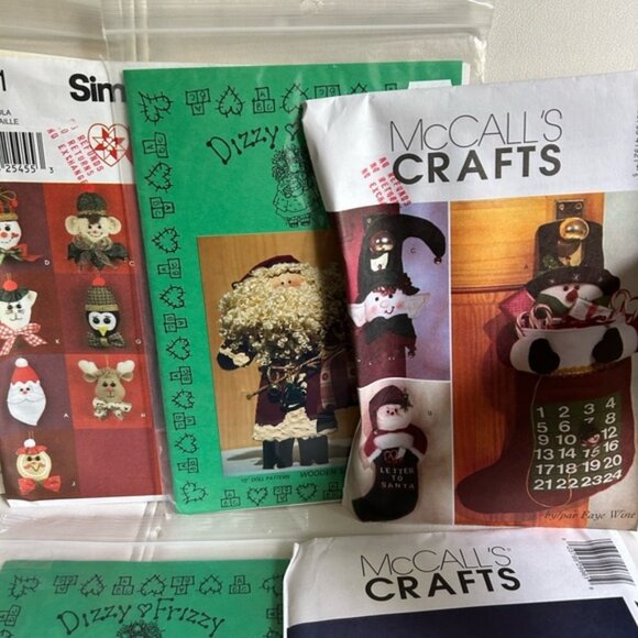 Christmas lot of home decor Sewing Pattern Set of nine 🪡 - Picture 3 of 6